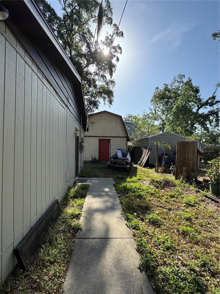 1703 N TAYLOR RD, BRANDON, FL — photo 4
