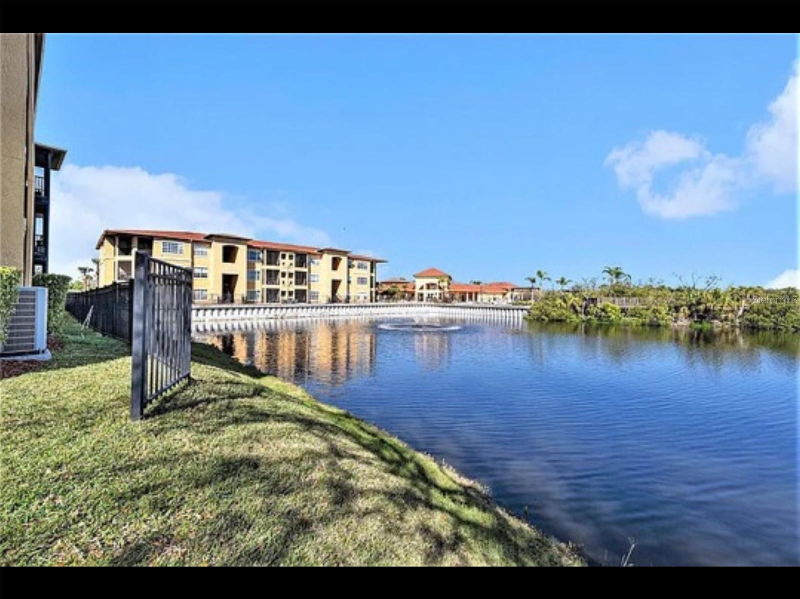 4333 BAYSIDE VILLAGE DR #310, TAMPA, FL