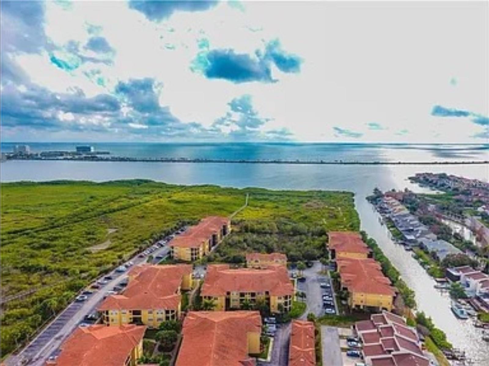 4333 BAYSIDE VILLAGE DR #310, TAMPA, FL — photo 2