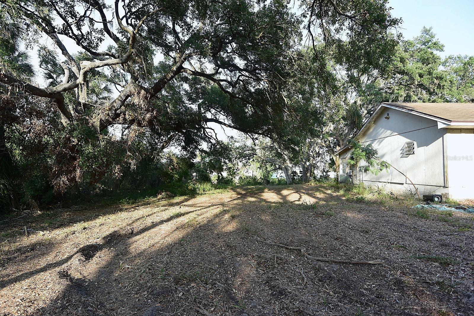 7610 ANNA AVE, GIBSONTON, FL — photo 11