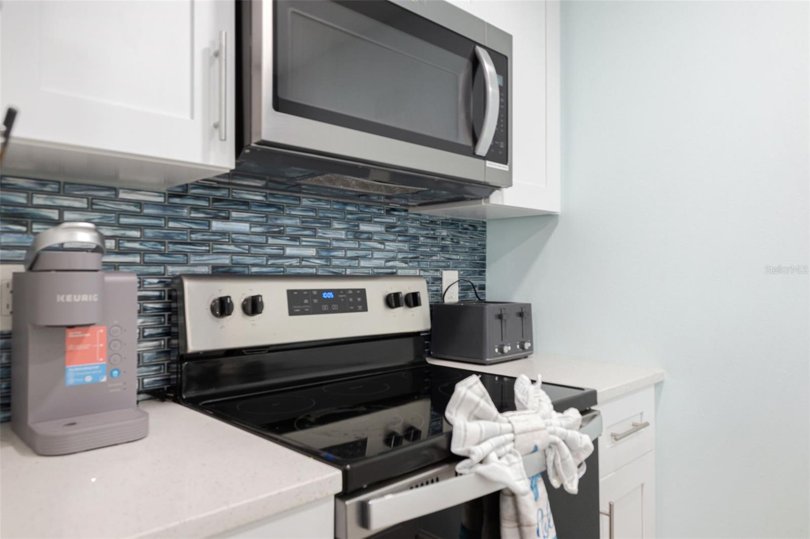 337 REX PL #G, MADEIRA BEACH, FL — photo 11