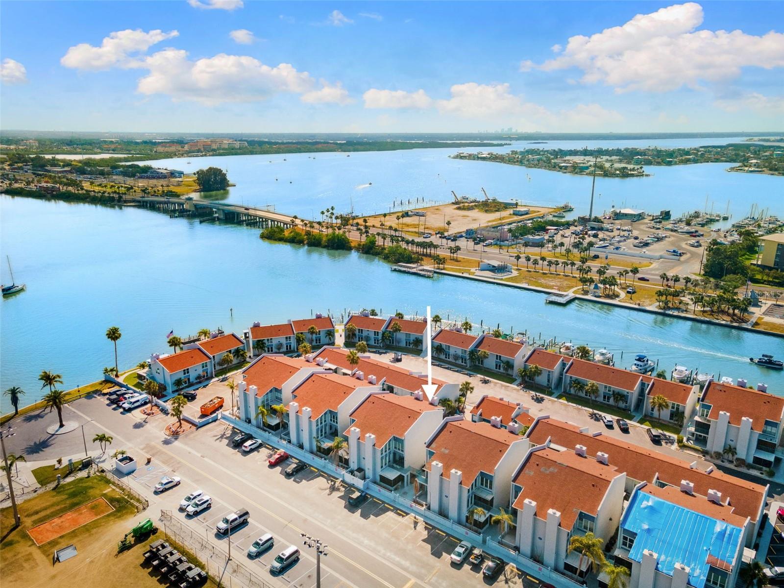 337 REX PL #G, MADEIRA BEACH, FL — photo 32
