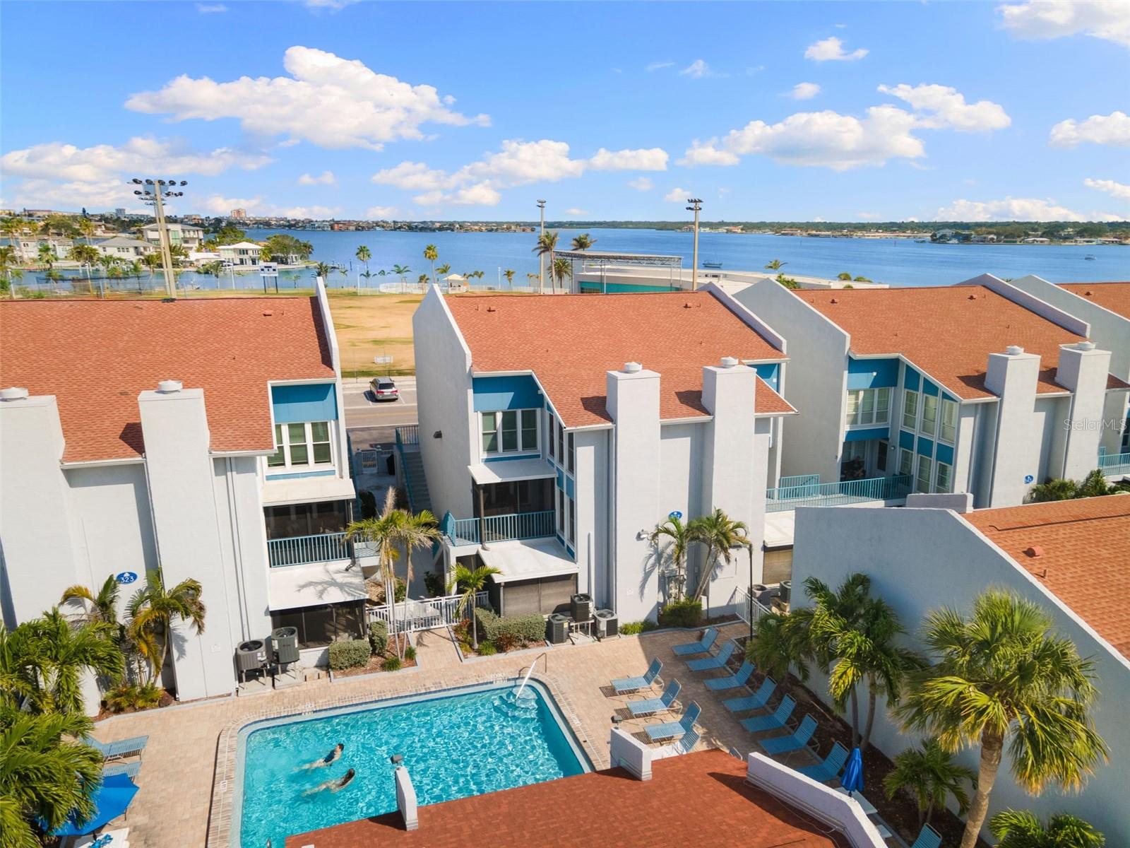 337 REX PL #G, MADEIRA BEACH, FL — photo 38