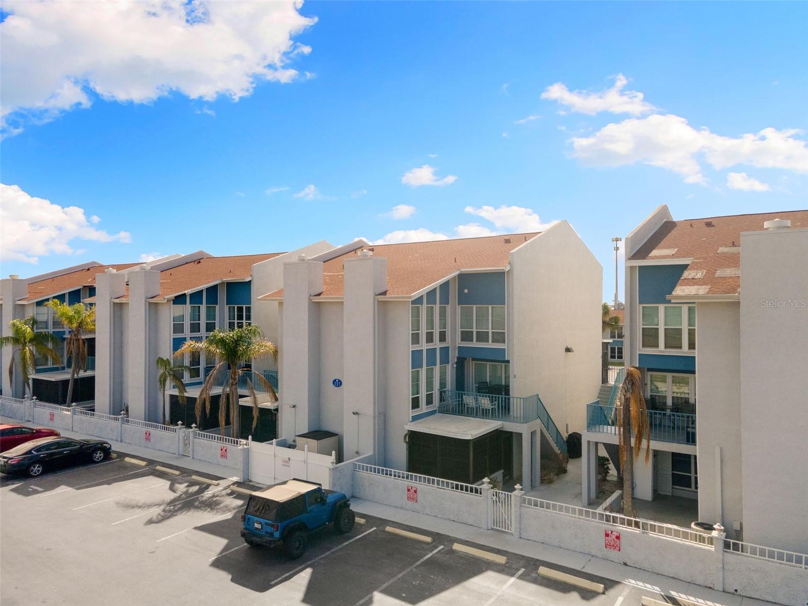 337 REX PL #G, MADEIRA BEACH, FL — photo 40