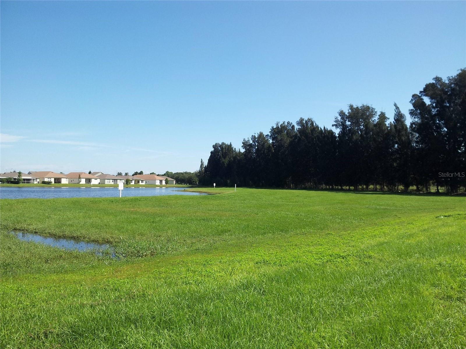 962 E SHELL POINTE RD, RUSKIN, FL