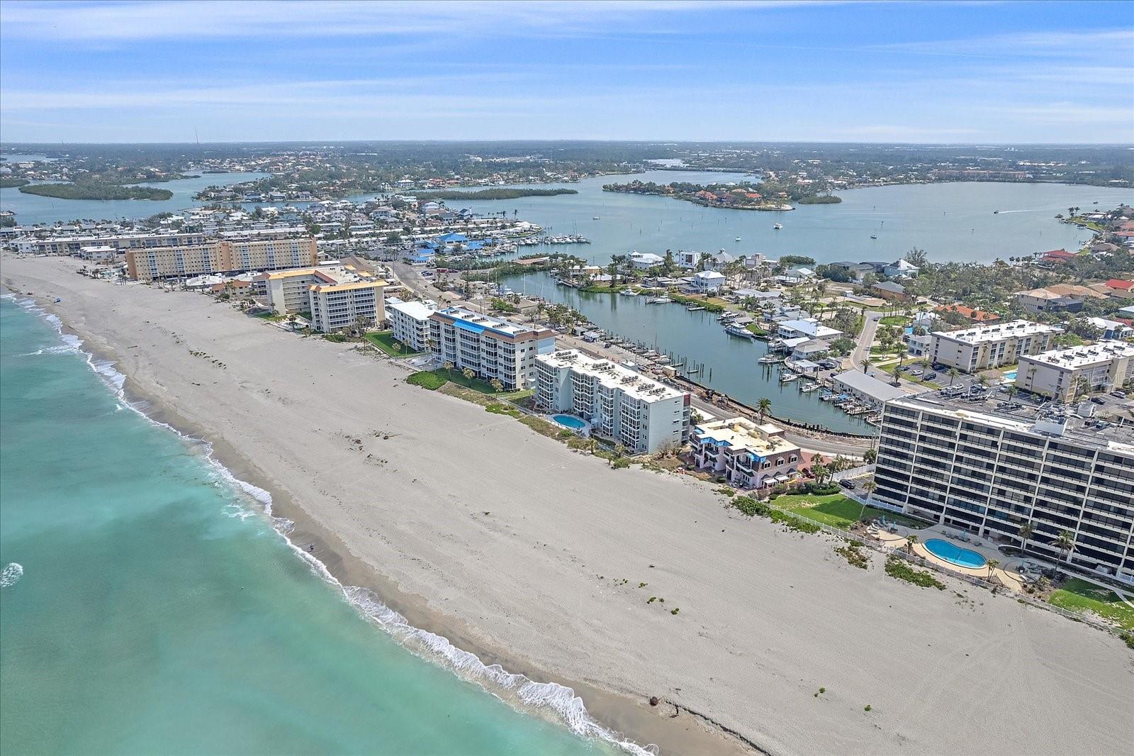 950 TARPON CENTER DR #504, VENICE, FL — photo 24