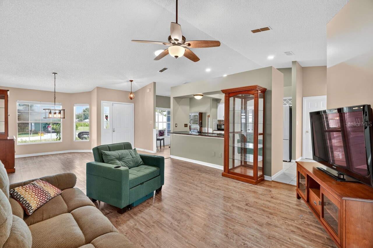 25800 BELLE HELENE, LEESBURG, FL — photo 9