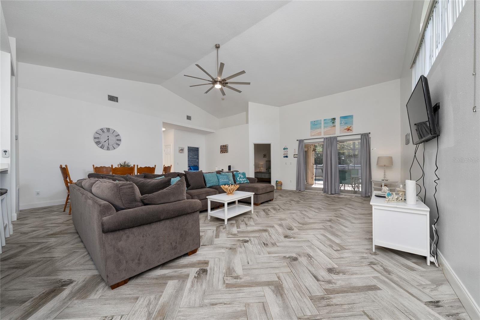 2902 PADDINGTON WAY, KISSIMMEE, FL — photo 4