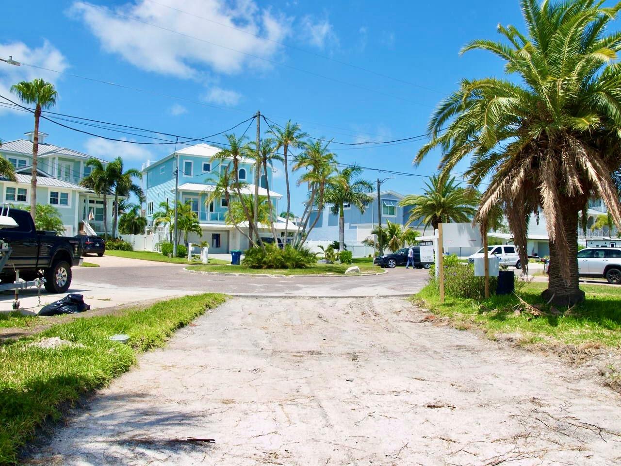 16003 5TH ST E, REDINGTON BEACH, FL — photo 6