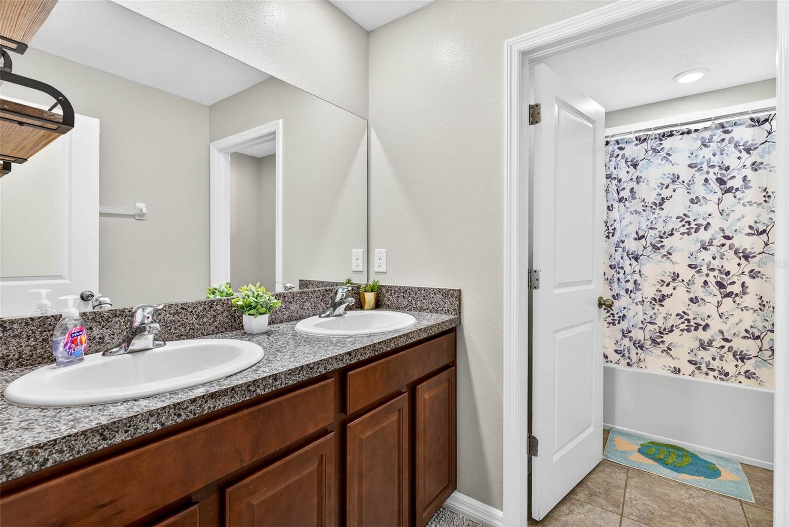 9616 LEMON DROP LOOP, SUN CITY CENTER, FL — photo 41