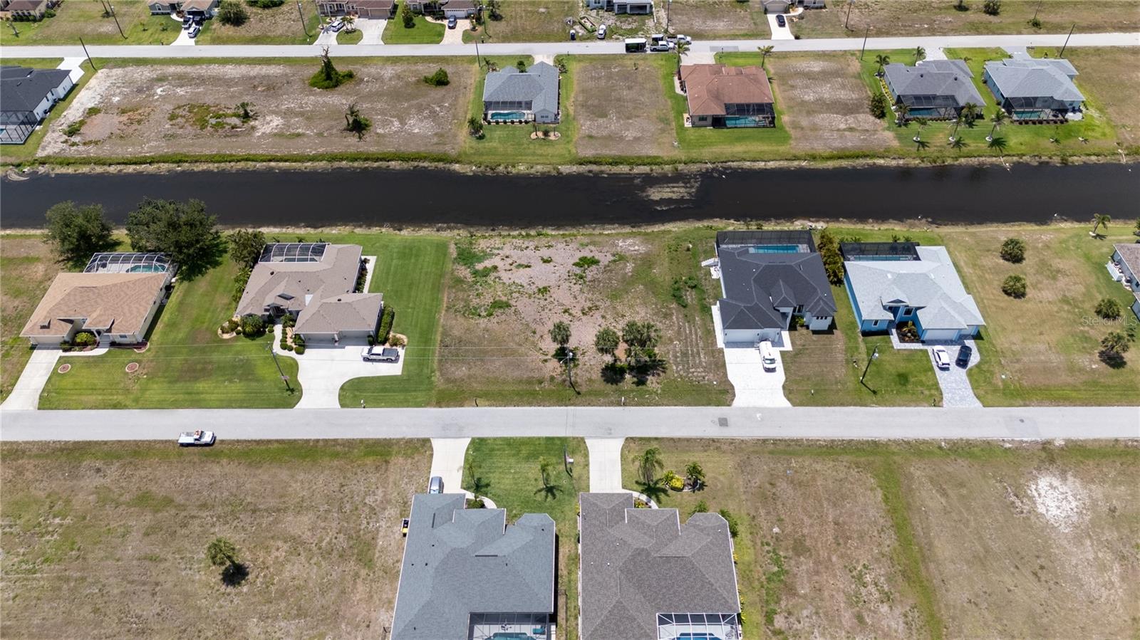 227 & 229 TOURNAMENT RD, ROTONDA WEST, FL — photo 2