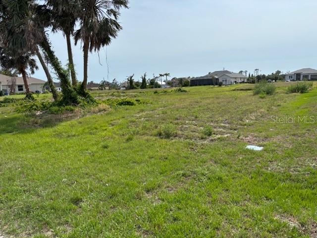 227 & 229 TOURNAMENT RD, ROTONDA WEST, FL — photo 3