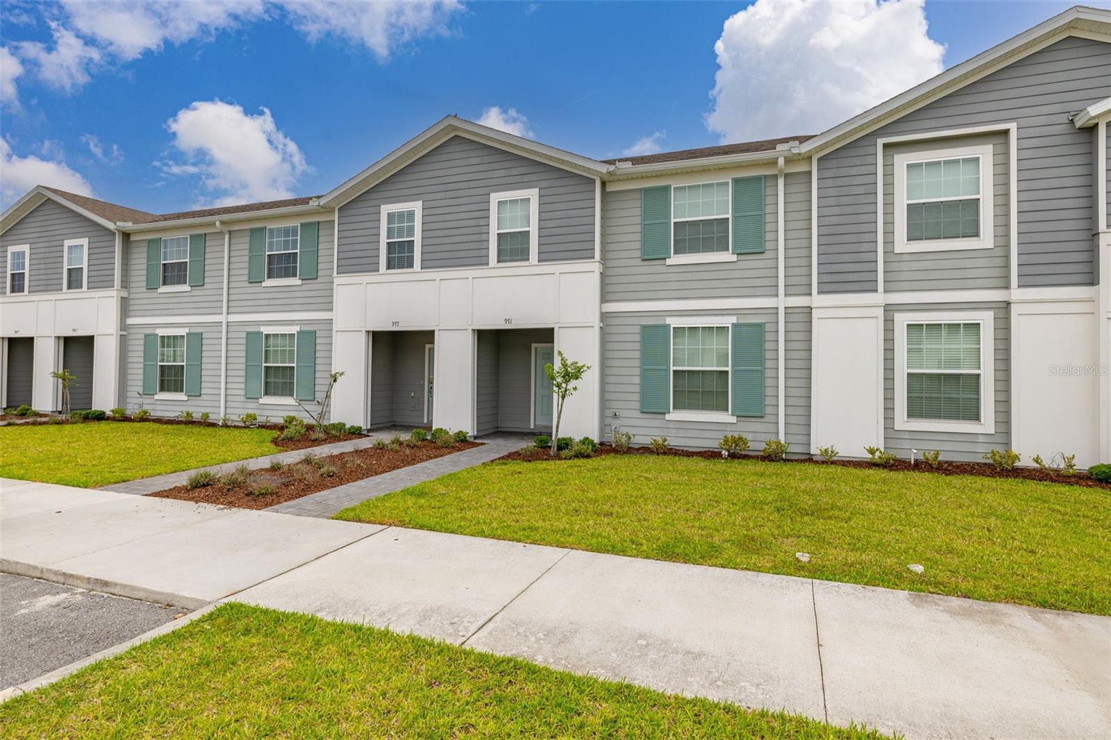 971 PARADISE DR, DAVENPORT, FL — photo 2
