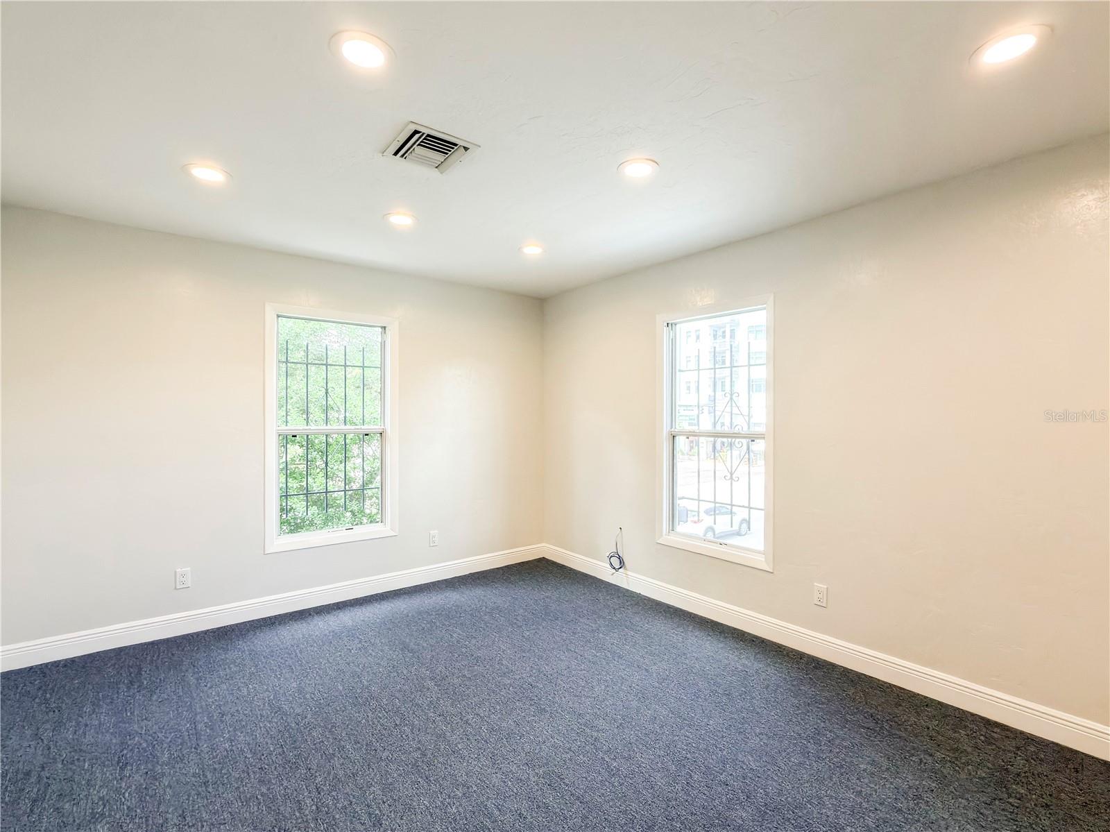 703 E PINE ST, ORLANDO, FL — photo 4