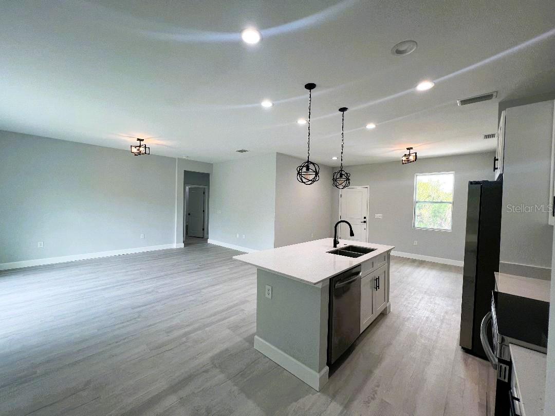 3045 MONTGOMERY DR, PORT CHARLOTTE, FL — photo 10