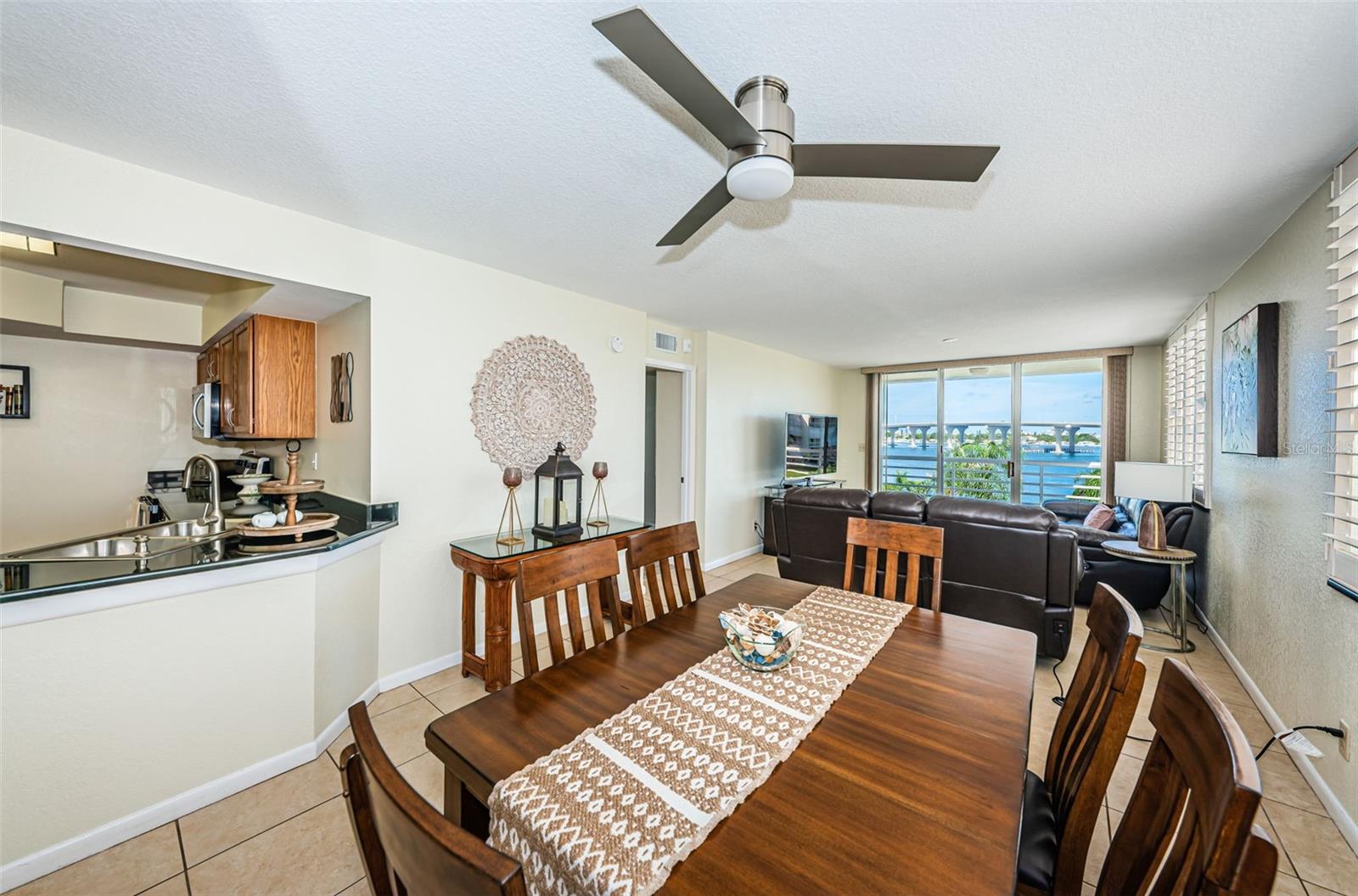 6081 BAHIA DEL MAR CIR #456, ST PETERSBURG, FL — photo 8