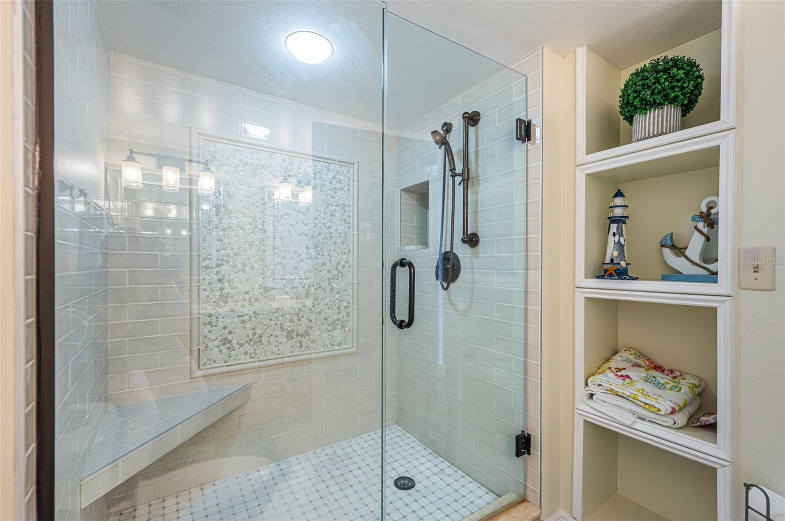 6081 BAHIA DEL MAR CIR #456, ST PETERSBURG, FL — photo 16