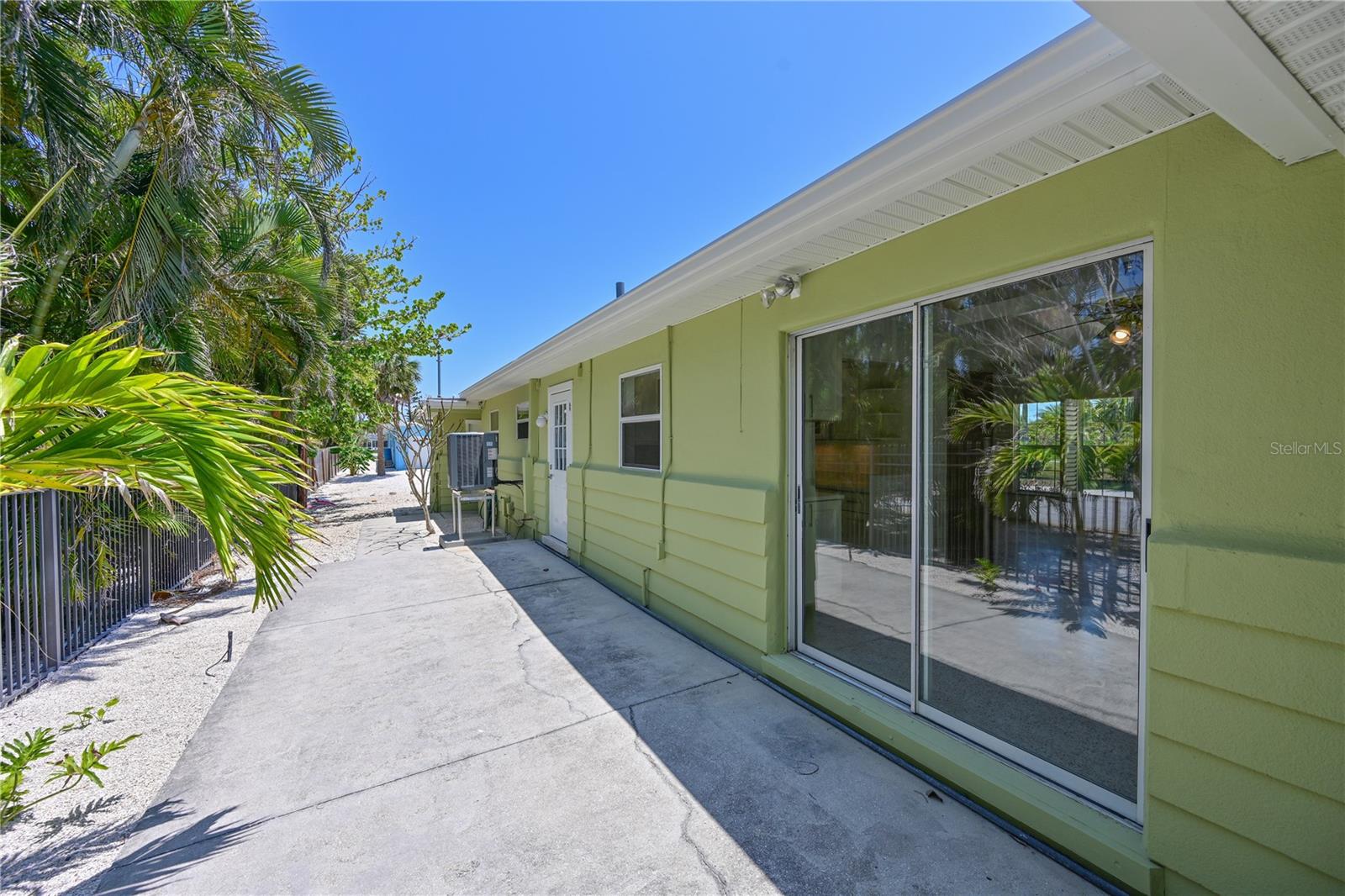 5924 GULF OF MEXICO DR, LONGBOAT KEY, FL — photo 32