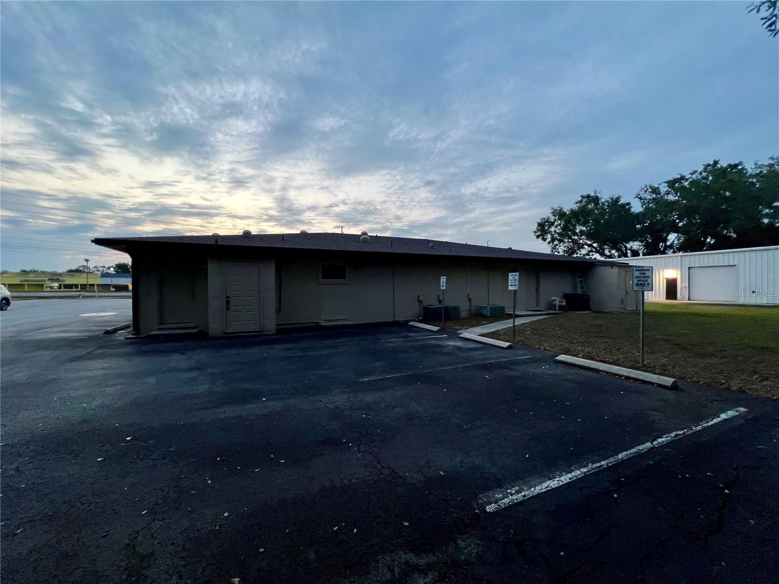 3360 US HIGHWAY 441/27, FRUITLAND PARK, FL — photo 27