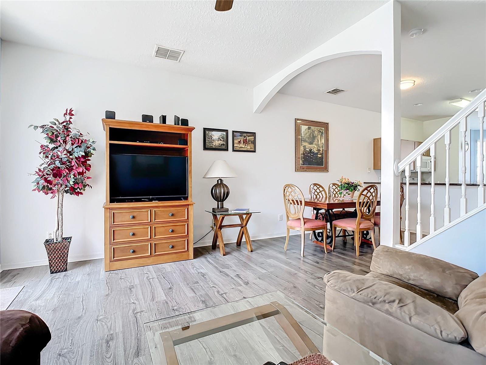 1201 S BEACH CIR, KISSIMMEE, FL — photo 8