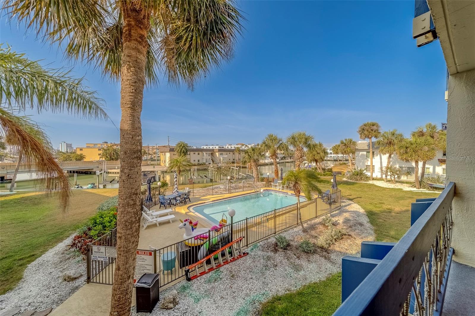 11650 CAPRI CIR S #105, TREASURE ISLAND, FL — photo 38