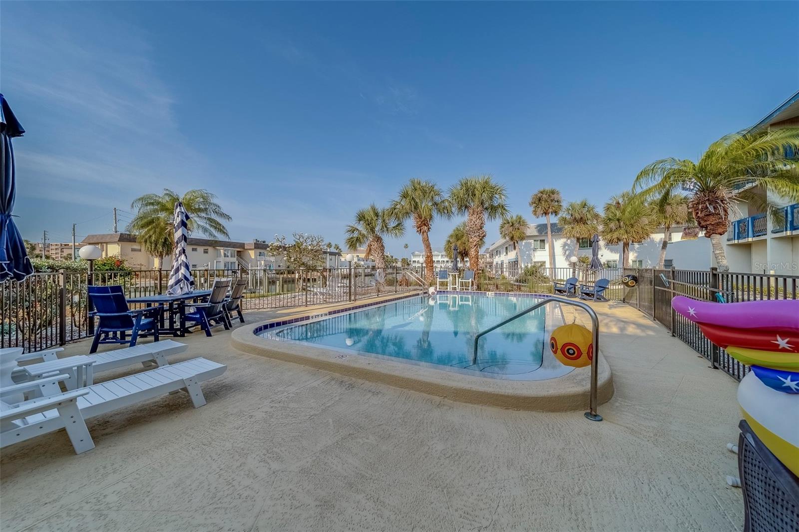11650 CAPRI CIR S #105, TREASURE ISLAND, FL — photo 43