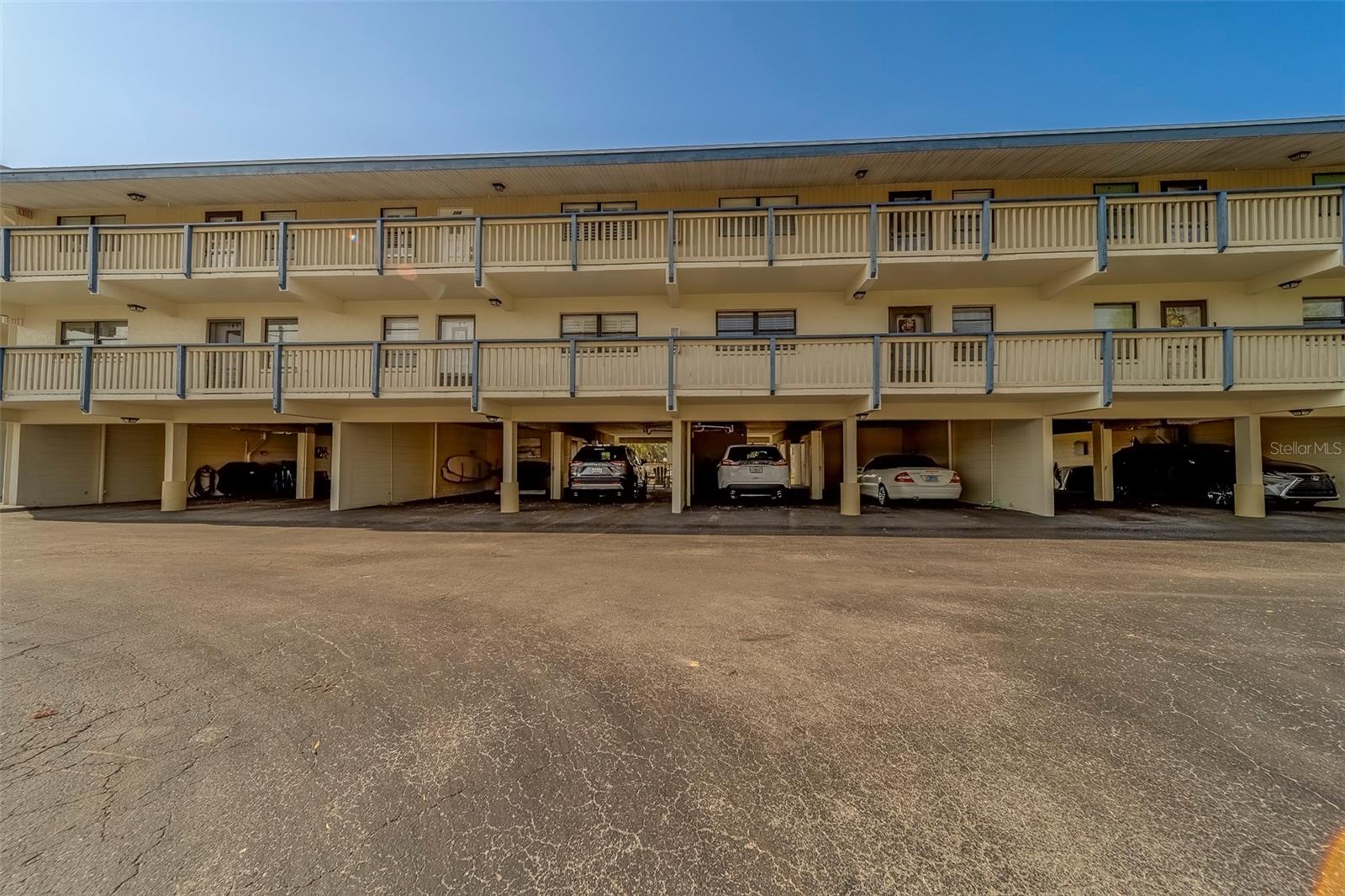 11650 CAPRI CIR S #105, TREASURE ISLAND, FL — photo 47