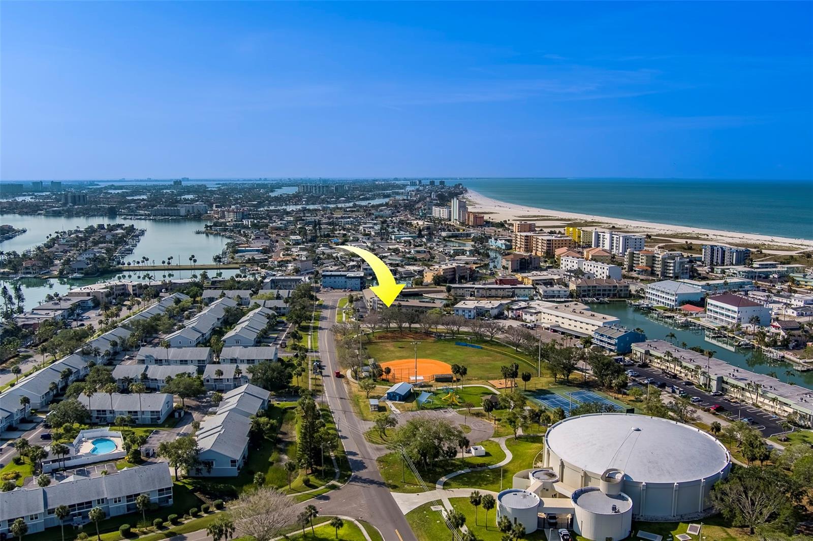 11650 CAPRI CIR S #105, TREASURE ISLAND, FL — photo 51