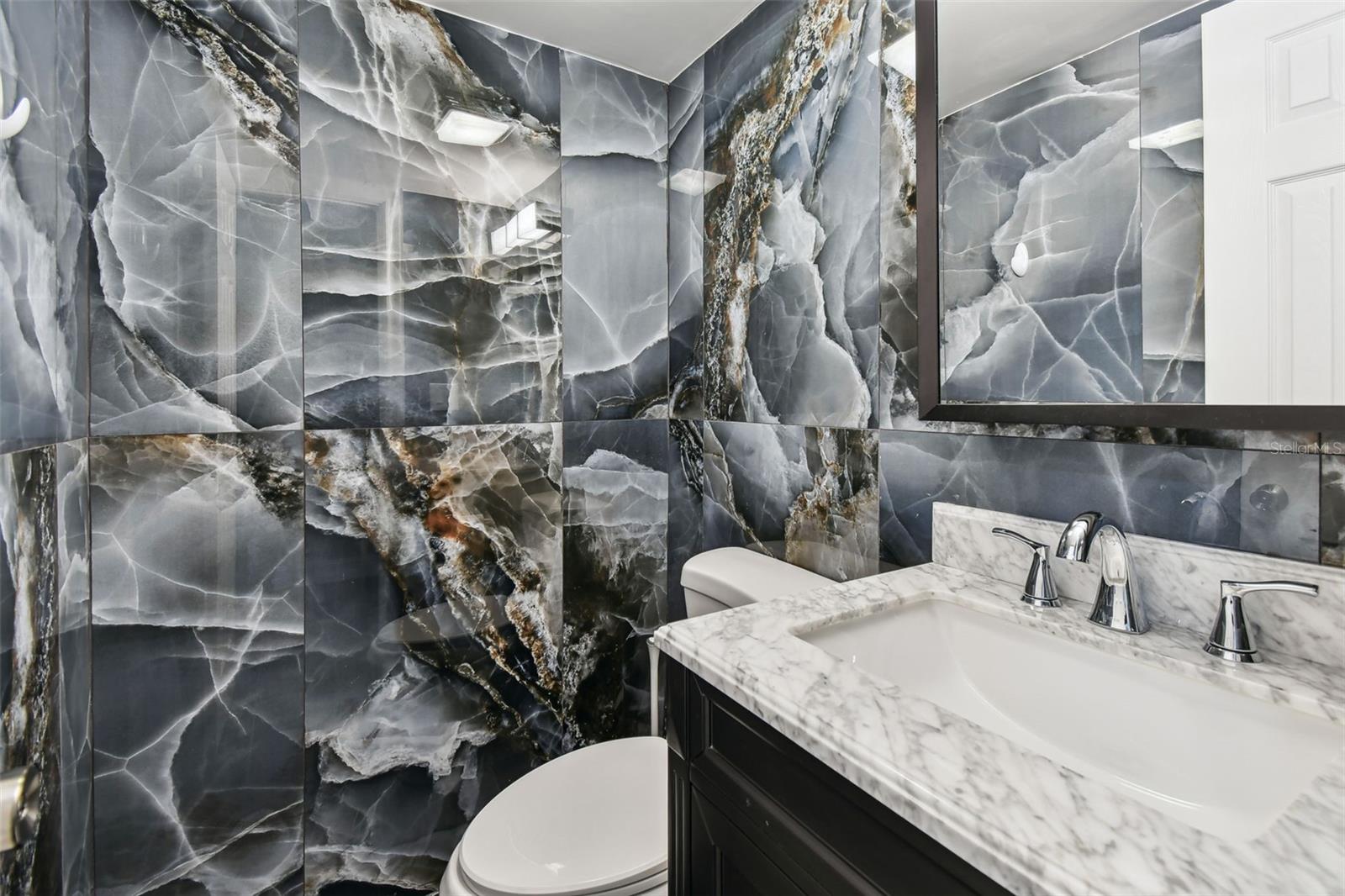 2942 W BAY DR #8, BELLEAIR BLUFFS, FL — photo 8