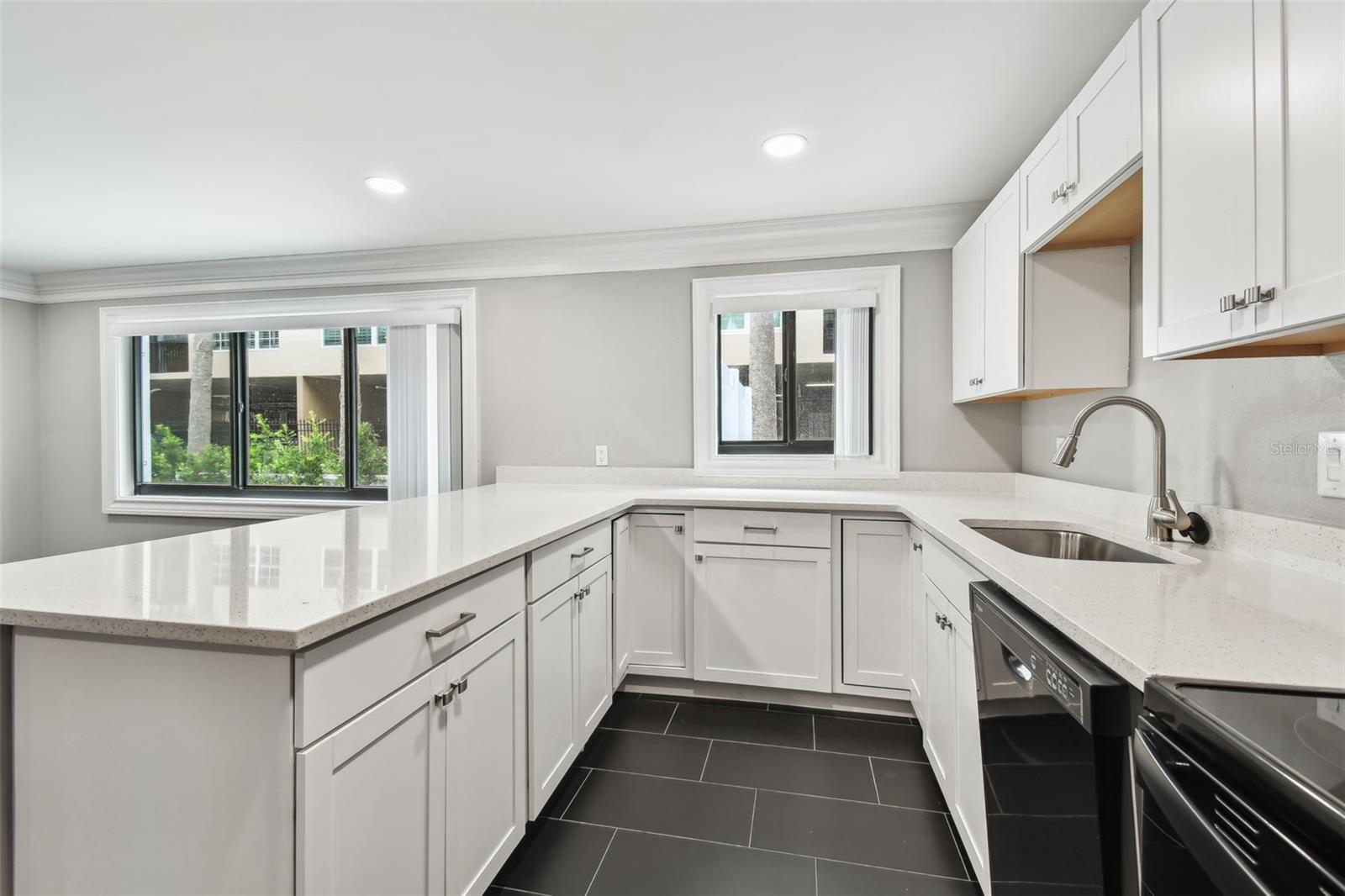 2942 W BAY DR #8, BELLEAIR BLUFFS, FL — photo 16
