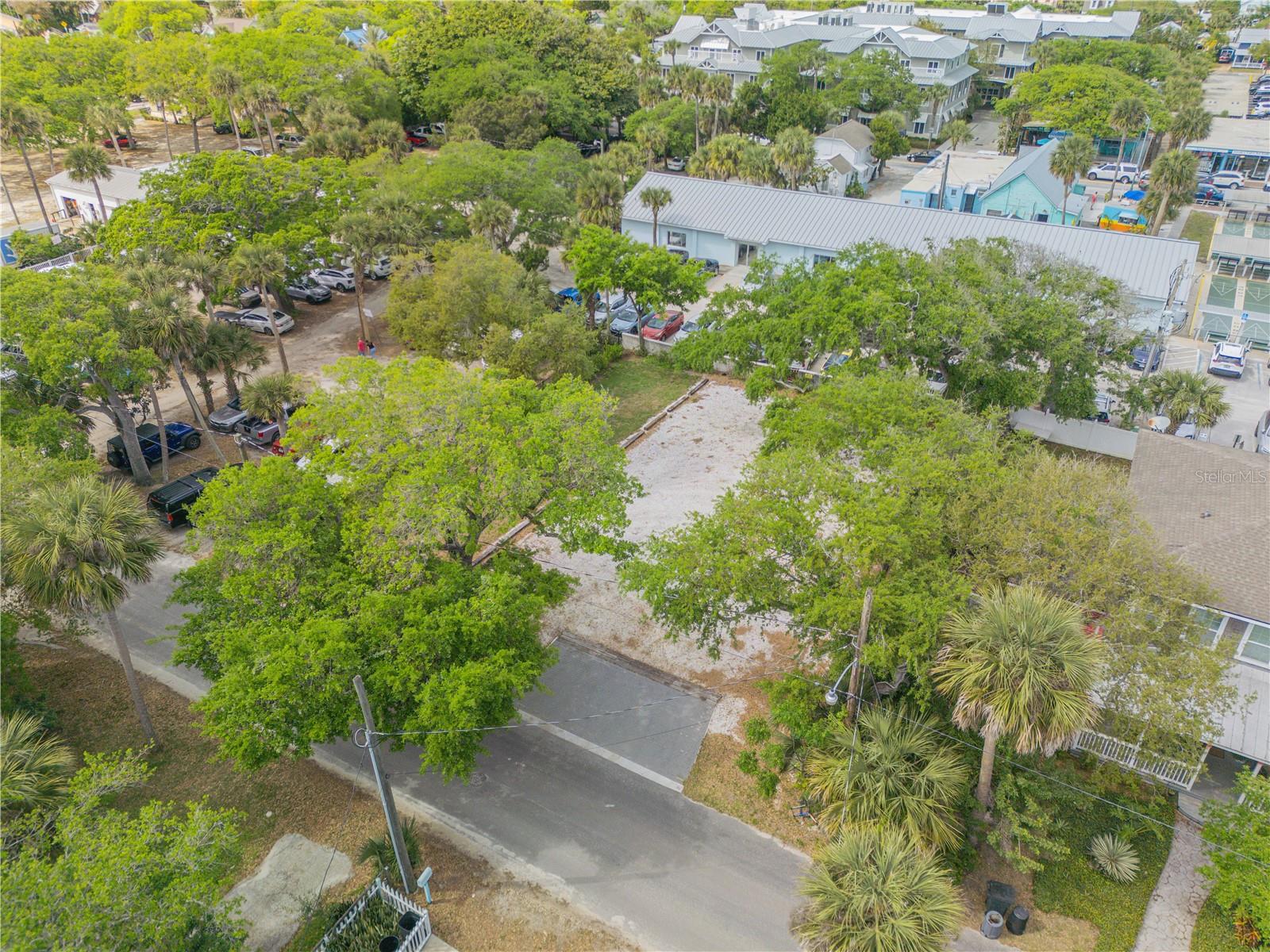 214 COLUMBUS AVE, NEW SMYRNA BEACH, FL — photo 9
