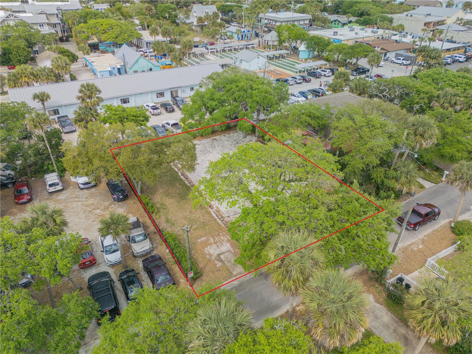 214 COLUMBUS AVE, NEW SMYRNA BEACH, FL — photo 11