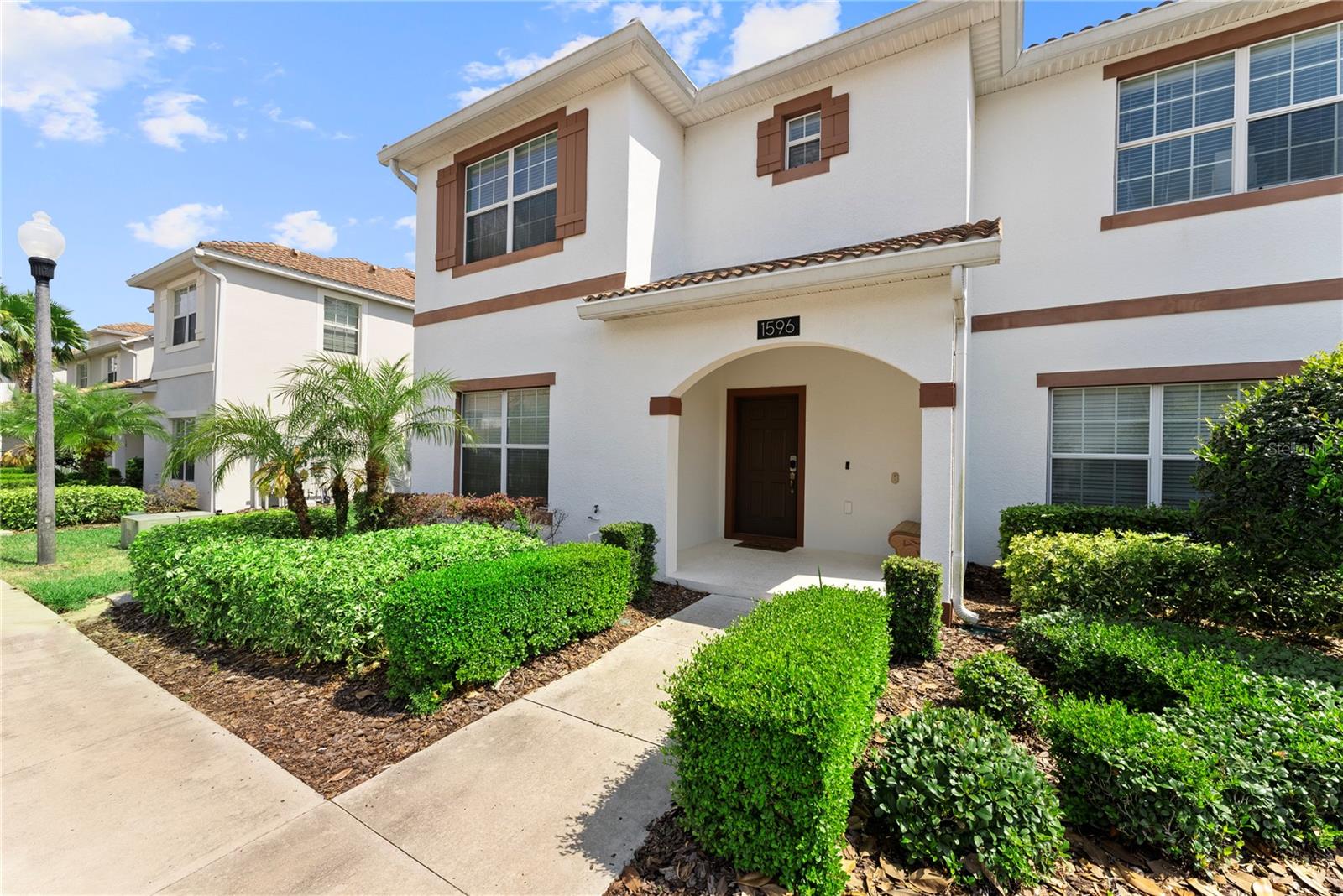 1596 MOON VALLEY DR, DAVENPORT, FL