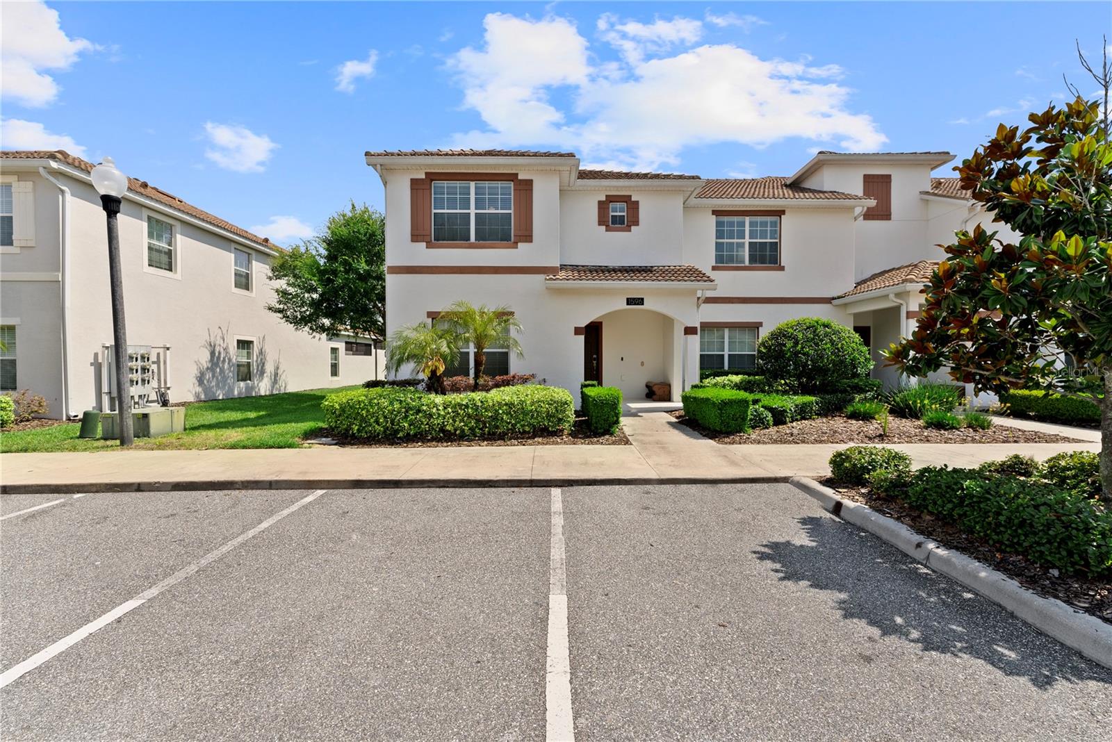 1596 MOON VALLEY DR, DAVENPORT, FL — photo 2