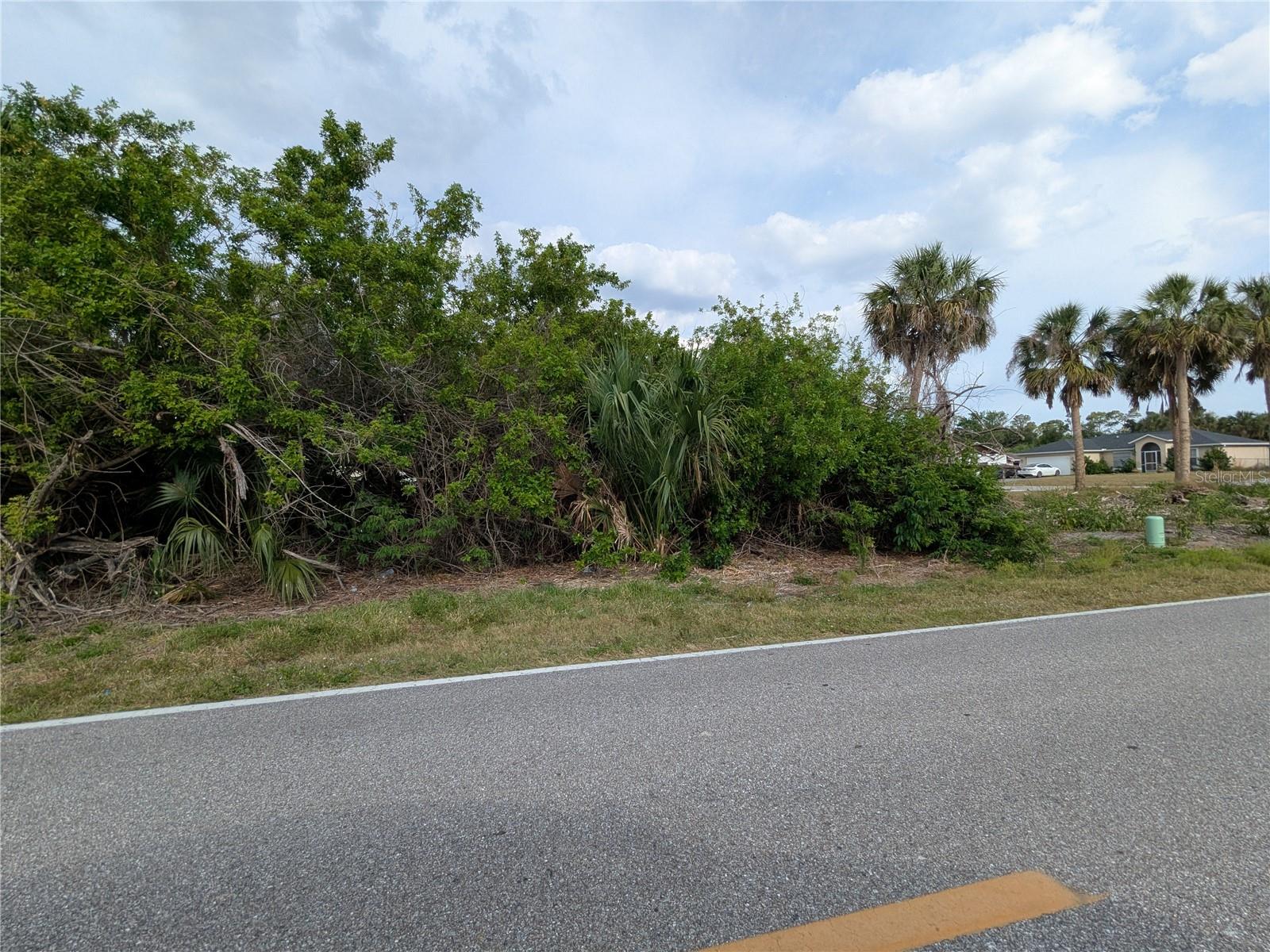 2324 ACHILLES ST, PUNTA GORDA, FL — photo 2