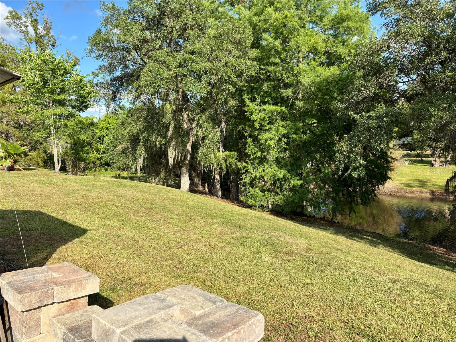 2929 NE 101ST TER, SILVER SPRINGS, FL — photo 9