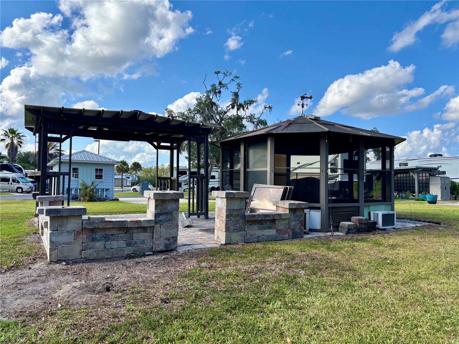 2929 NE 101ST TER, SILVER SPRINGS, FL — photo 14