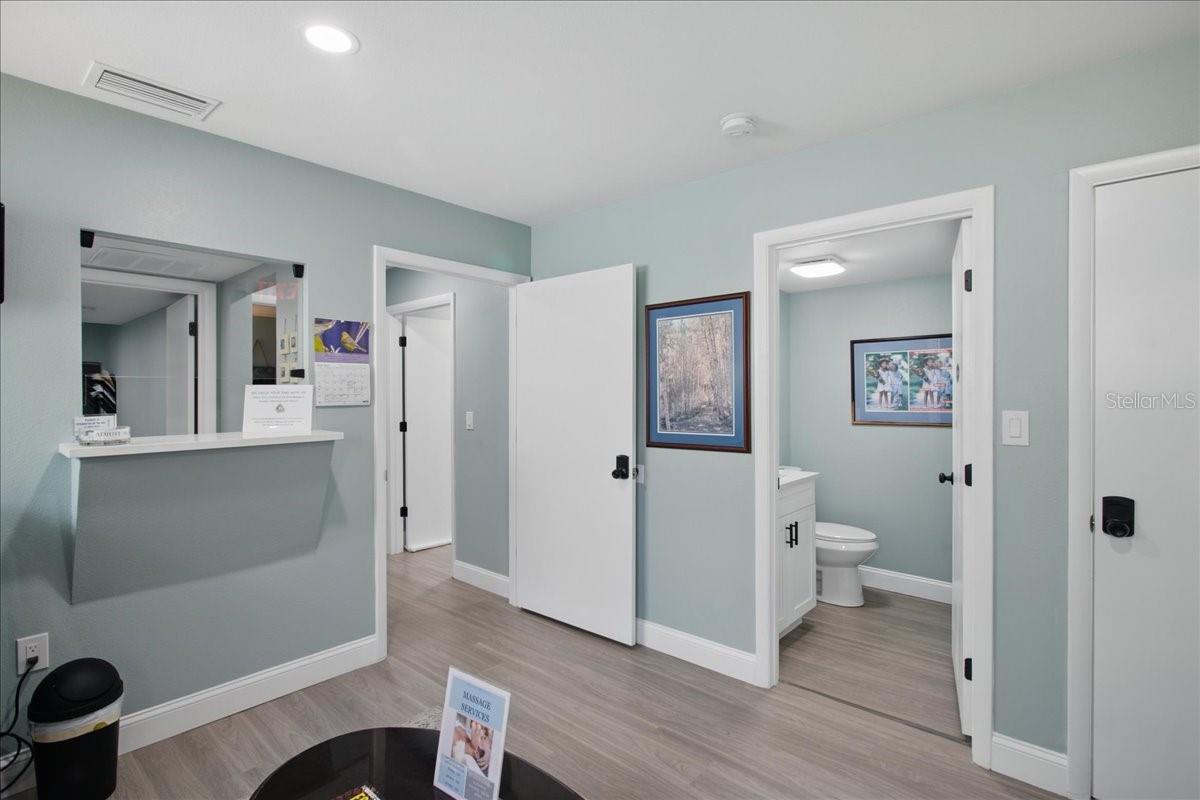 4250 W BAY TO BAY BLVD, TAMPA, FL — photo 32