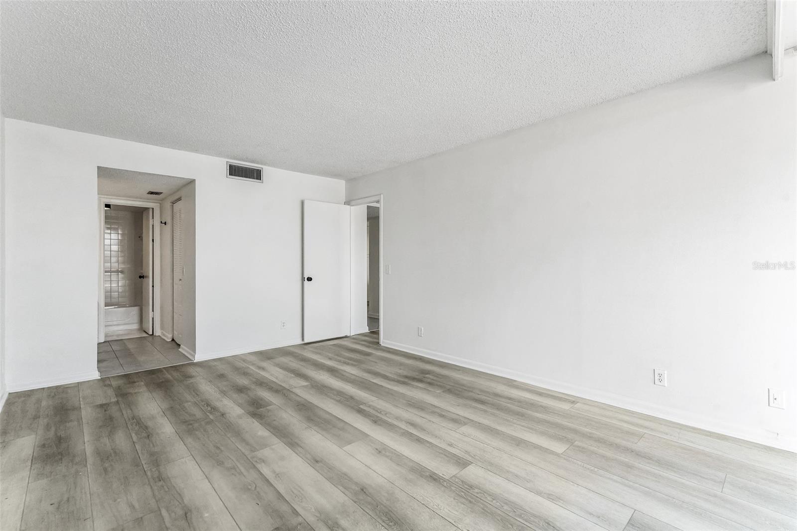 6219 PALMA DEL MAR BLVD S #301, ST PETERSBURG, FL — photo 18