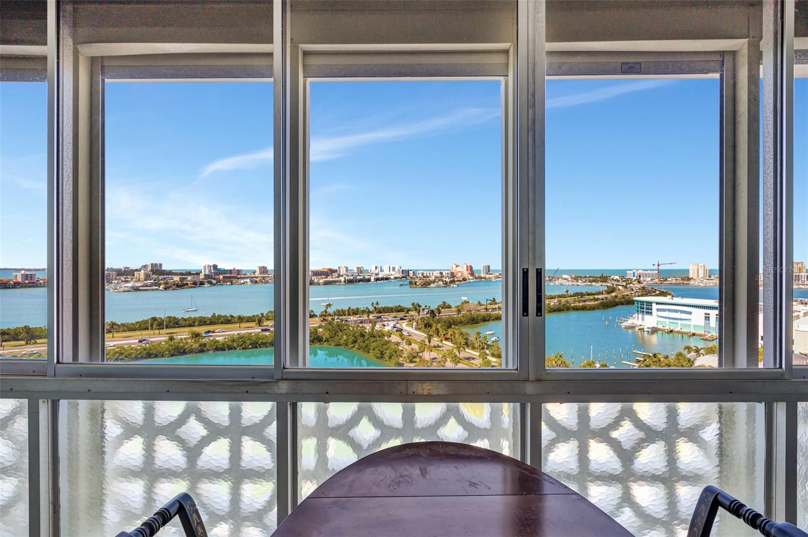 31 ISLAND WAY #1403, CLEARWATER BEACH, FL — photo 8