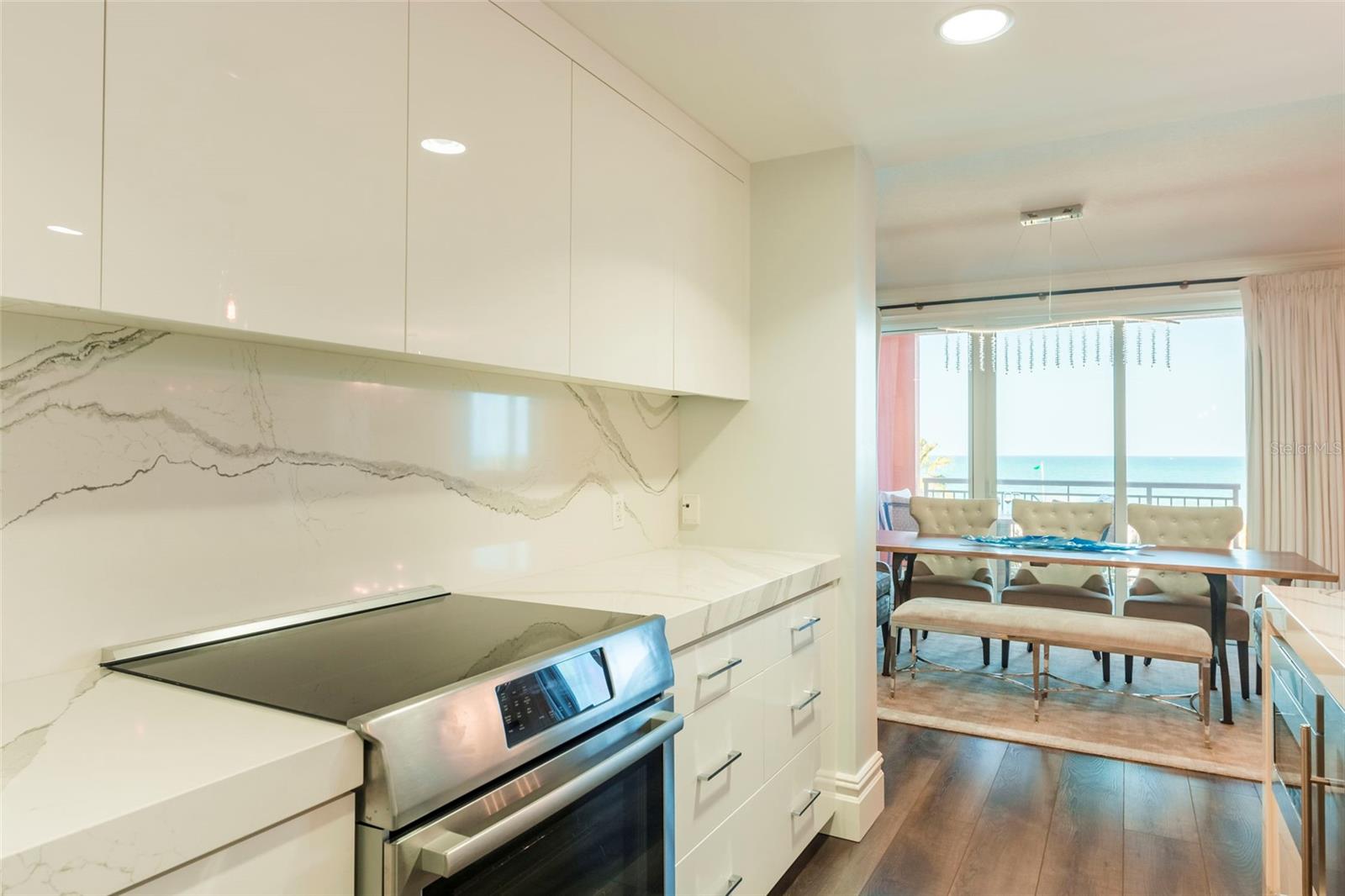 301 S GULFVIEW BLVD #304, CLEARWATER BEACH, FL — photo 12