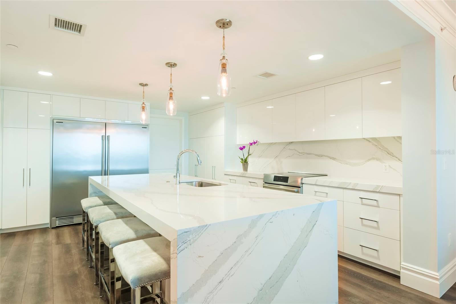 301 S GULFVIEW BLVD #304, CLEARWATER BEACH, FL — photo 13