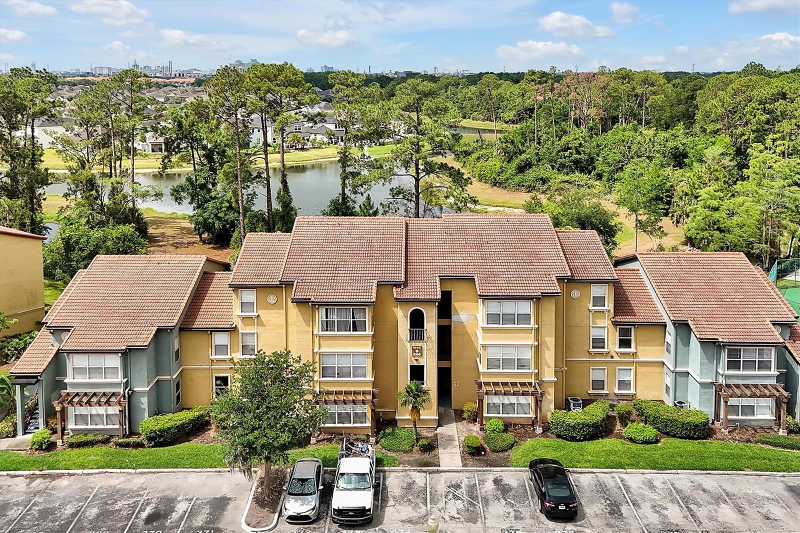 5168 CONROY RD #35, ORLANDO, FL — photo 2