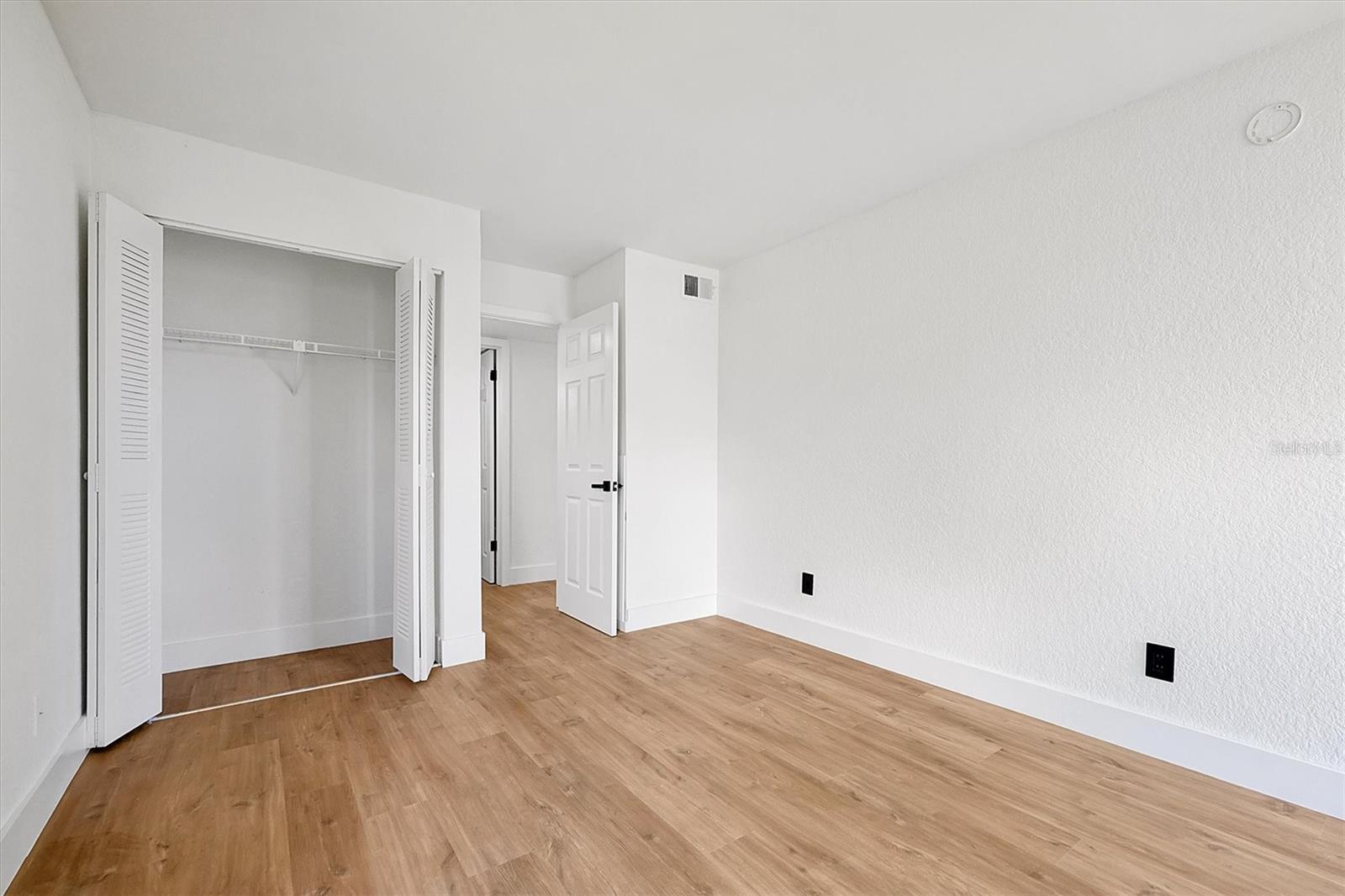 5168 CONROY RD #35, ORLANDO, FL — photo 16