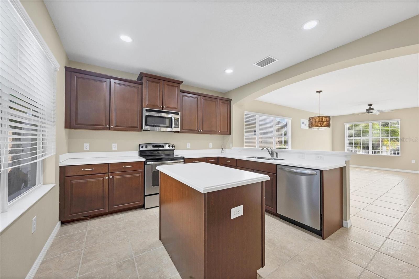 4811 WOODBROOK DR, SARASOTA, FL — photo 15