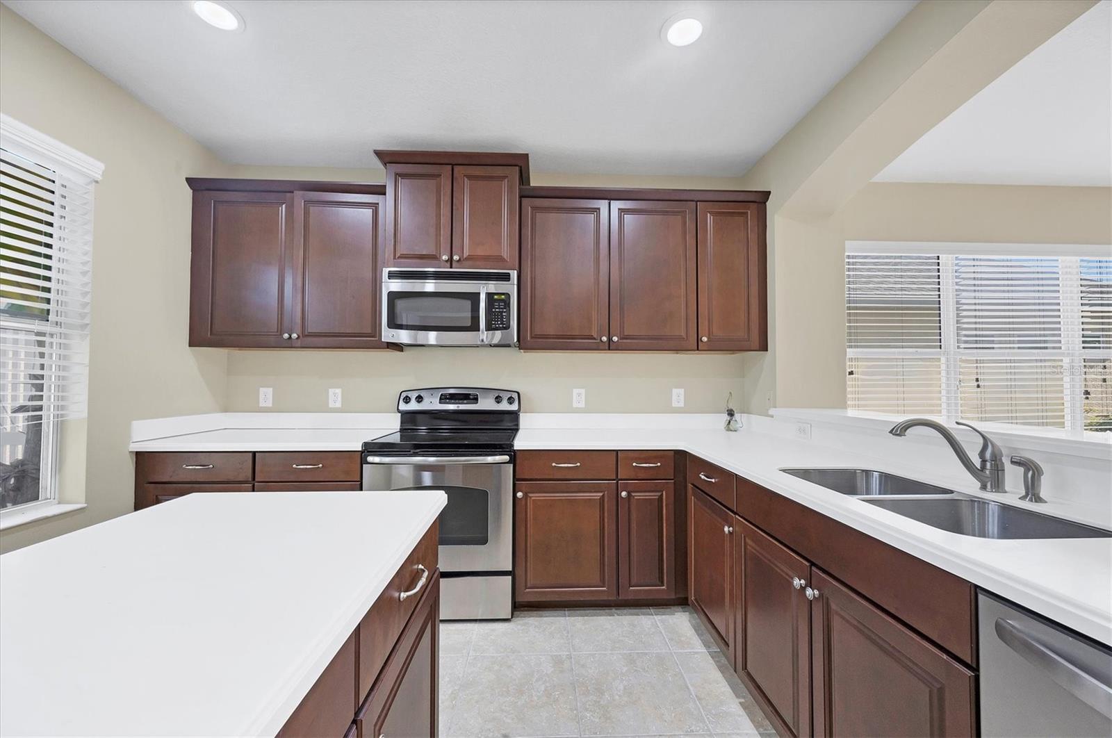 4811 WOODBROOK DR, SARASOTA, FL — photo 16