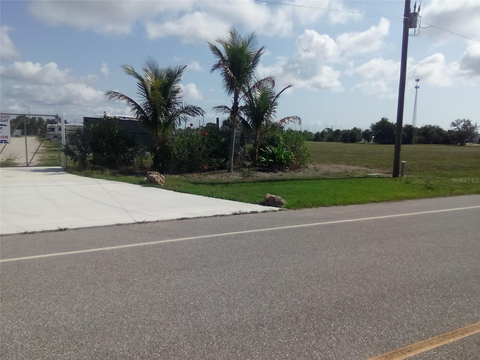 102 HARNESS RD, PLACIDA, FL — photo 3