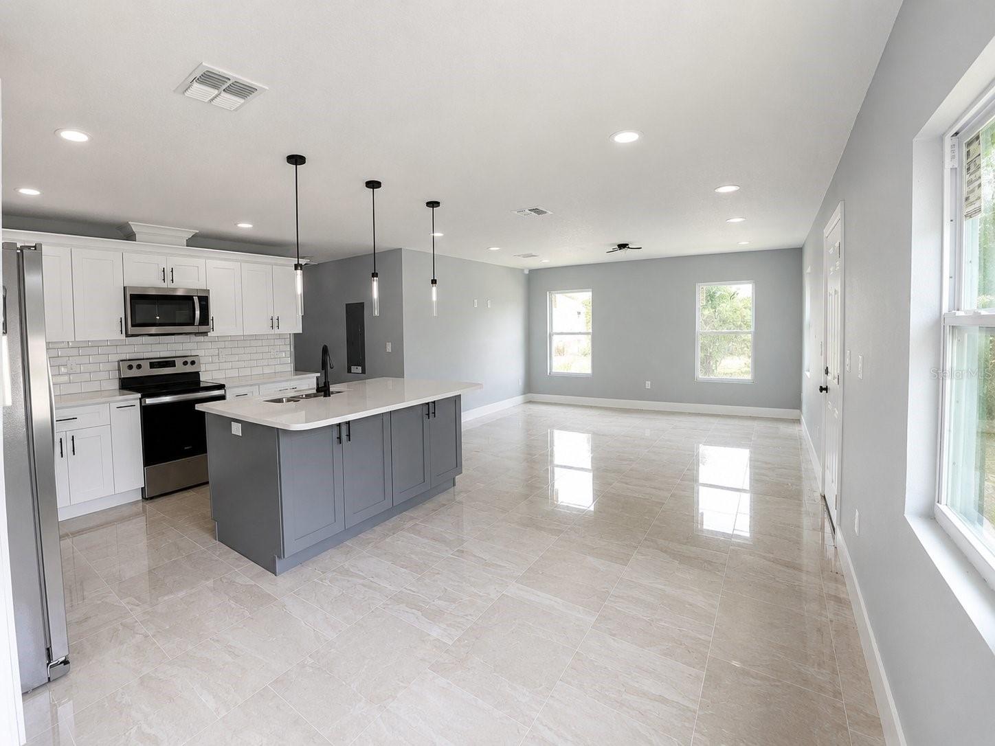 3704 SMITH TREE ST, TAMPA, FL — photo 8