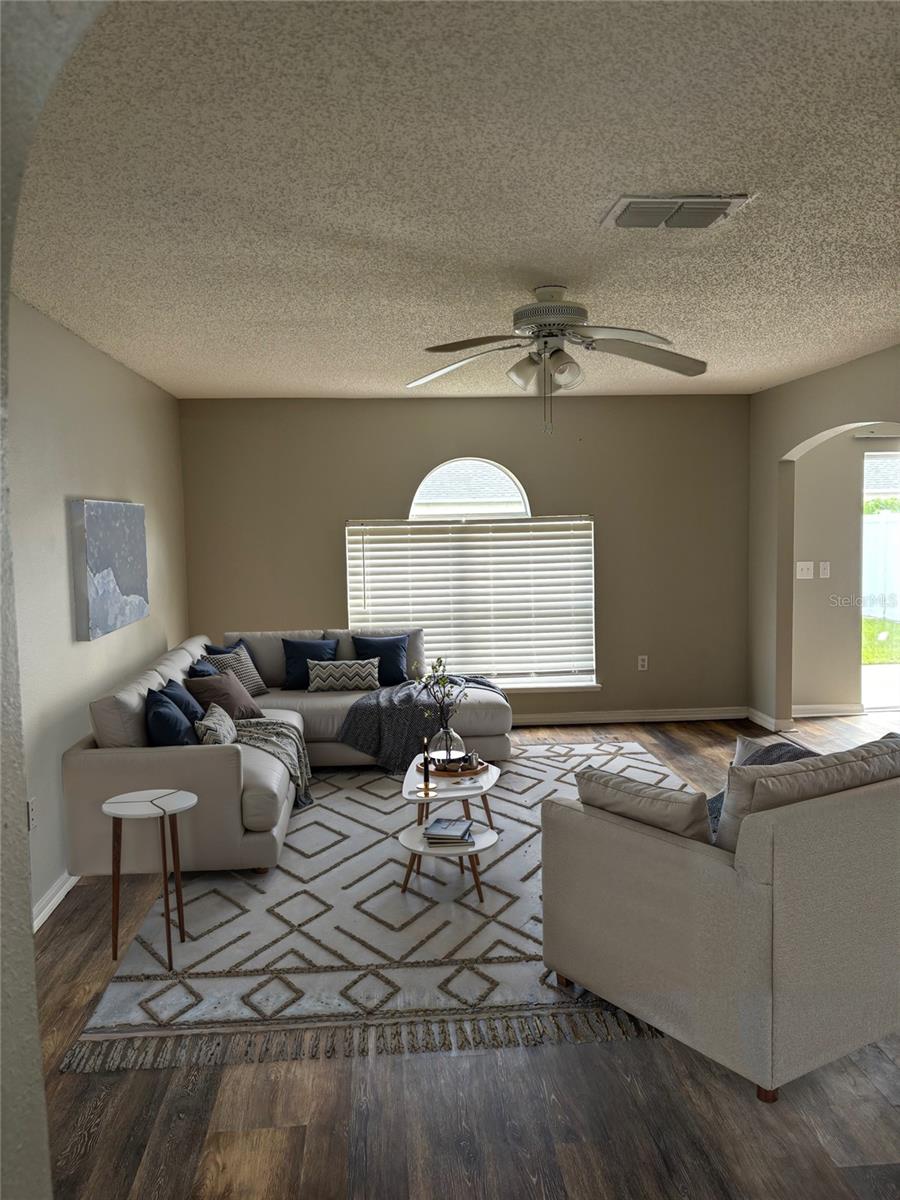11102 SUMMER STAR DR, RIVERVIEW, FL — photo 2