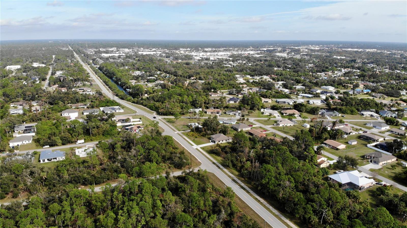 17497 BILLIAR AVE, PORT CHARLOTTE, FL — photo 4